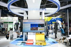 可正在狭小管道、峻峭坡面等复杂地形自从穿越